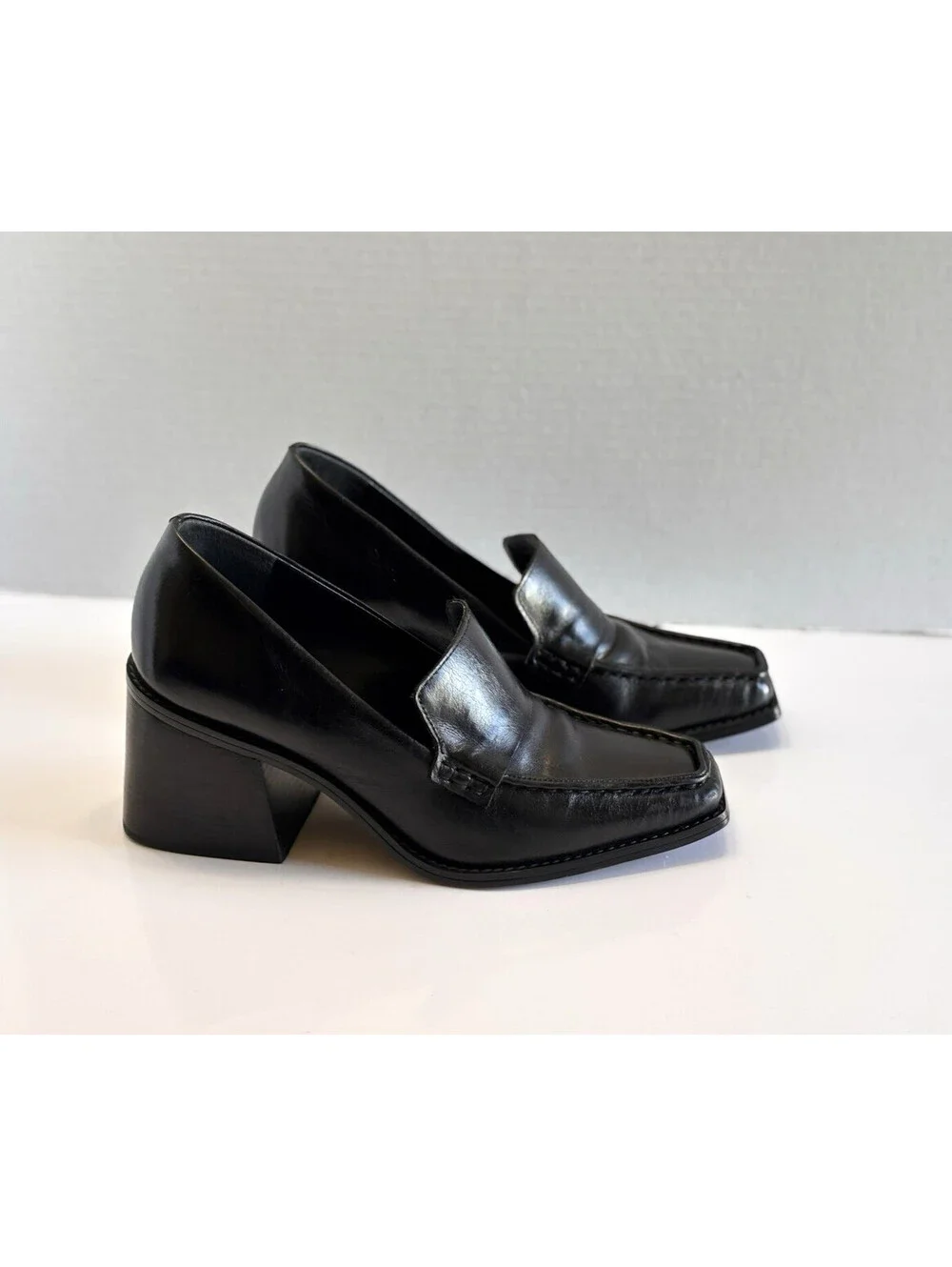 Vince Camuto Segellis Women's Black Leather Loafer Pumps Square Toe Size 8 M